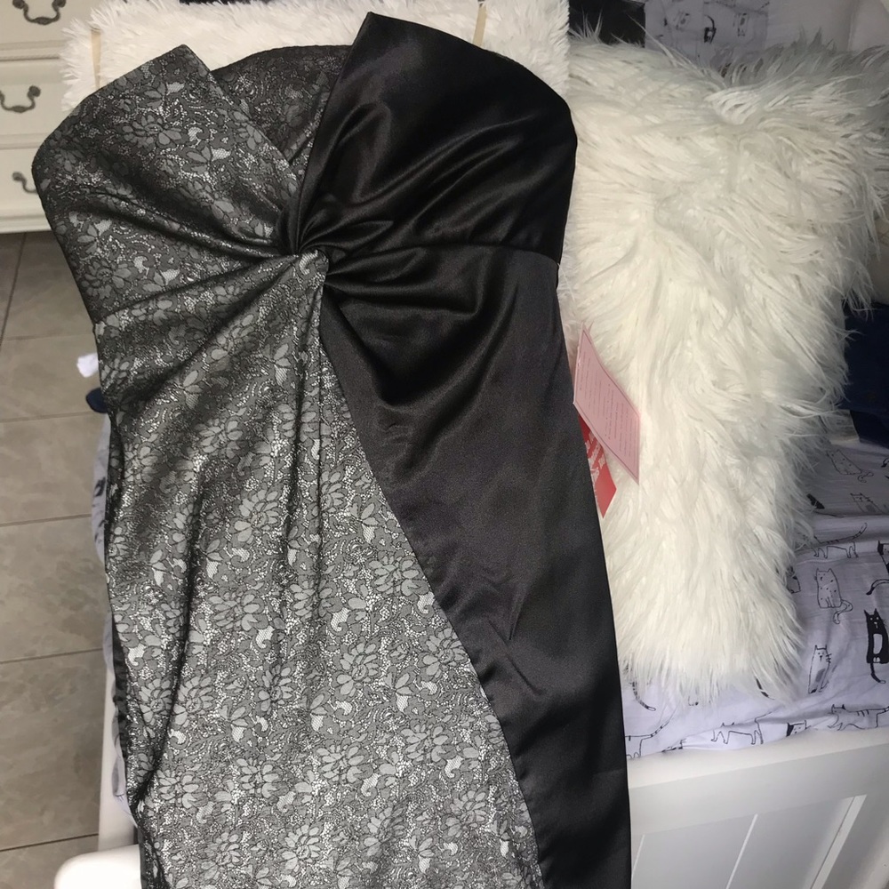 Black  bodycon dress